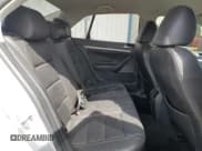 ✅ 2010 Volkswagen Jetta Limited Edition • VIN: 3VWAX7AJ1AM105397 • Lot: 53749085. Wystawiony na Copart z przebiegiem 159 224 mil. Bezpłatny archiwum sprzedaży aukcyjnych z USA i szczegółowy raport historii pojazdu na DreamBid. Zdjęcie 10.