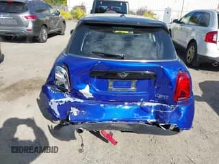 ✅ 2020 MINI Hardtop 4 Door Cooper • VIN: WMWXU7C00L2L55621 • Lot: 43397993. Wystawiony na IAAI z przebiegiem 58 199 mil. Bezpłatny archiwum sprzedaży aukcyjnych z USA i szczegółowy raport historii pojazdu na DreamBid. Zdjęcie 6.