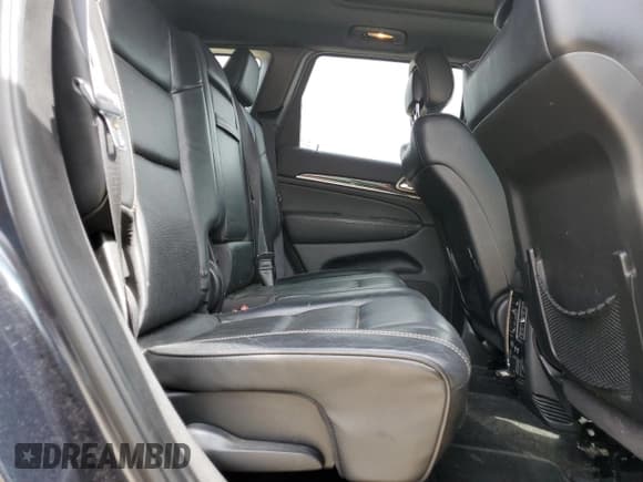 ✅ 2015 Jeep Grand Cherokee Overland • VIN: 1C4RJFCG1FC115844 • Lot: 47490555. Listed on Copart with 215,263 mi. Free auction sales archive from the USA and detailed vehicle history report at DreamBid. Image 12.