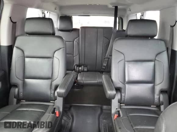 2018 Chevrolet Suburban Premier z VIN 1GNSKJKC7JR128840, wystawiony jako Copart lot #71464134 z przebiegiem 183 380 mil mil oraz Szkoda całkowita • Salvage title. Historia ofert i sprzedaży dostępna na DreamBid. Obrazek 10.