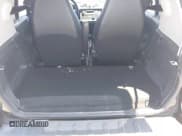 ✅ 2013 Smart fortwo Pure • VIN: WMEEJ3BA6DK676071 • Lot: 42677618. Wystawiony na IAAI z przebiegiem 191 709 mil. Bezpłatny archiwum sprzedaży aukcyjnych z USA i szczegółowy raport historii pojazdu na DreamBid. Zdjęcie 8.