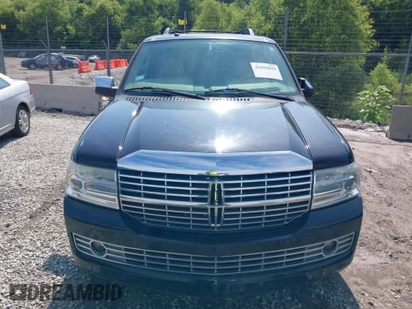 ✅ 2007 Lincoln Navigator • VIN: 5LMFU28527LJ11046 • Lot: 42651633. Wystawiony na IAAI z przebiegiem 176 923 mil. Bezpłatny archiwum sprzedaży aukcyjnych z USA i szczegółowy raport historii pojazdu na DreamBid. Zdjęcie 6.