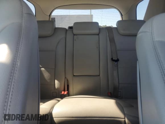 ✅ 2010 Mercedes-Benz M 350 • VIN: 4JGBB8GB3AA593983 • Lot: 71724545. Listed on Copart with 159,034 mi. Free auction sales archive from the USA and detailed vehicle history report at DreamBid. Image 10.