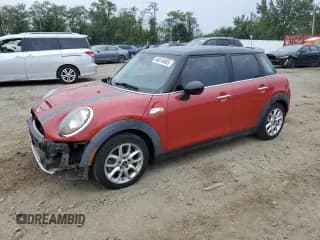 ✅ 2016 MINI Hardtop 4 Door S • VIN: WMWXU3C5XG2D27547 • Lot: 84014085. Listed on Copart with 89,610 mi. Free auction sales archive from the USA and detailed vehicle history report at DreamBid. Image 1.