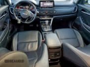 ✅ 2022 Kia Seltos SX • VIN: KNDETCA29N7253895 • Лот: 93065875. Опубликован ранее на Copart с пробегом 111 373 миль. Бесплатный доступ к архиву аукционных продаж из США и подробный отчёт об истории автомобиля на DreamBid. Изображение 8.
