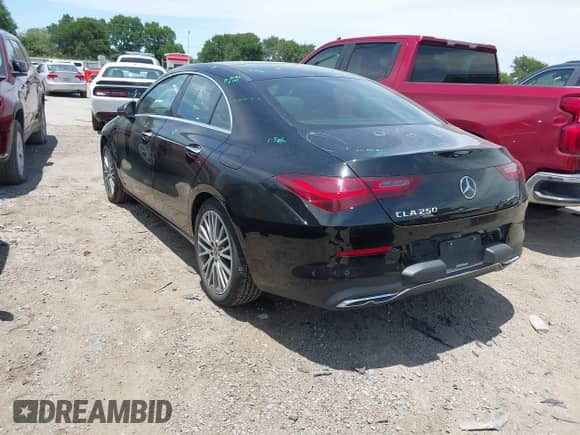 2025 Mercedes-Benz CLA 250 с VIN W1K5J4GB0SN527646, выставлен на аукционе IAAI как лот 42448690 с пробегом 17 567 миль миль и . История ставок и продаж доступна на DreamBid. Изображение 3.