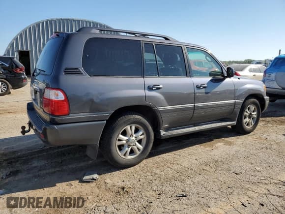 ✅ 2005 Lexus LX 470 • VIN: JTJHT00W453549279 • Lot: 68840994. Wystawiony na Copart z przebiegiem 306 282 mil. Bezpłatny archiwum sprzedaży aukcyjnych z USA i szczegółowy raport historii pojazdu na DreamBid. Zdjęcie 3.