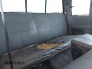 ✅ 1997 Dodge 1500 • VIN: 3B7HF13Z0VG785477 • Lot: 42319606. Wystawiony na IAAI z przebiegiem 202 365 mil. Bezpłatny archiwum sprzedaży aukcyjnych z USA i szczegółowy raport historii pojazdu na DreamBid. Zdjęcie 8.