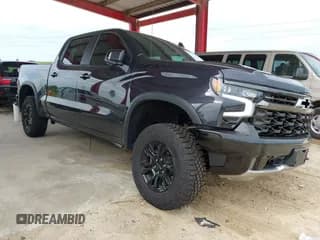✅ 2024 Chevrolet Silverado 1500 ZR2 • VIN: 3GCUDHEL3RG414695 • Лот: 43093375. Опубликован ранее на IAAI с пробегом 3 075 миль. Бесплатный доступ к архиву аукционных продаж из США и подробный отчёт об истории автомобиля на DreamBid. Изображение 1.