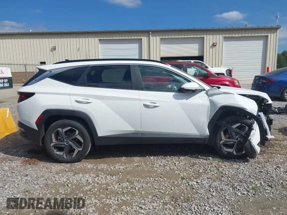 ✅ 2024 Hyundai Tucson SEL • VIN: 5NMJB3DE6RH420431 • Lot: 43410495. Listed on IAAI with 17,926 mi. Free auction sales archive from the USA and detailed vehicle history report at DreamBid. Image 14.