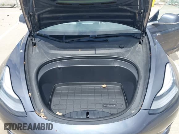 ✅ 2019 Tesla Model 3 Long Range • VIN: 5YJ3E1EB9KF230493 • Lot: 42084204. Wystawiony na IAAI z przebiegiem 112 548 mil. Bezpłatny archiwum sprzedaży aukcyjnych z USA i szczegółowy raport historii pojazdu na DreamBid. Zdjęcie 10.