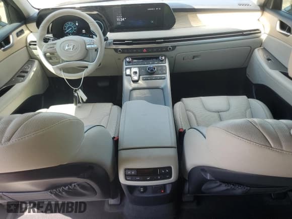 ✅ 2025 Hyundai Palisade Limited • VIN: KM8R5DGEXSU808008 • Лот: 67009335. Опубликован ранее на Copart с пробегом 19 987 миль. Бесплатный доступ к архиву аукционных продаж из США и подробный отчёт об истории автомобиля на DreamBid. Изображение 8.