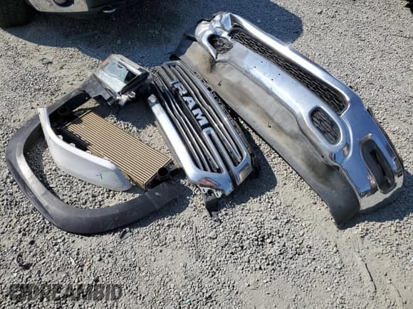 ✅ 2021 Ram 1500 Laramie • VIN: 1C6SRFJM0MN752123 • Lot: 80137645. Wystawiony na Copart z przebiegiem 123 238 mil. Bezpłatny archiwum sprzedaży aukcyjnych z USA i szczegółowy raport historii pojazdu na DreamBid. Zdjęcie 12.