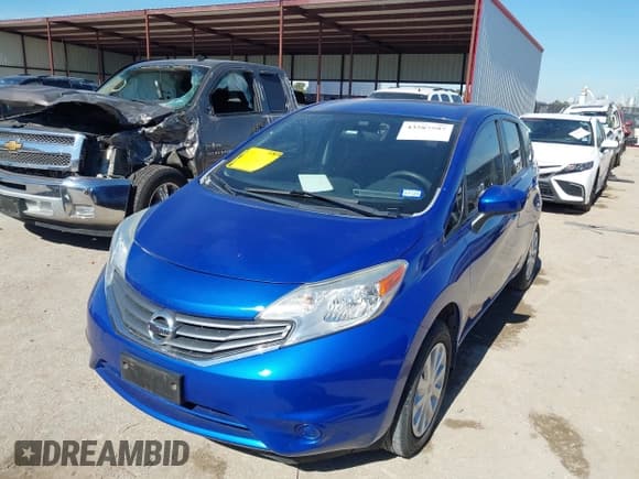 ✅ 2015 Nissan Note SL • VIN: 3N1CE2CP3FL397088 • Lot: 43587597. Wystawiony na IAAI z przebiegiem 81 581 mil. Bezpłatny archiwum sprzedaży aukcyjnych z USA i szczegółowy raport historii pojazdu na DreamBid. Zdjęcie 2.