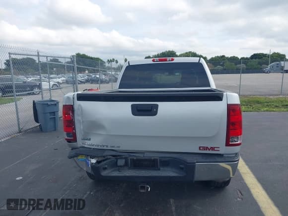 ✅ 2011 GMC Sierra 1500 SLE • VIN: 3GTP1VE04BG194614 • Лот: 43667190. Опубликован ранее на IAAI с пробегом 112 131 миль. Бесплатный доступ к архиву аукционных продаж из США и подробный отчёт об истории автомобиля на DreamBid. Изображение 16.