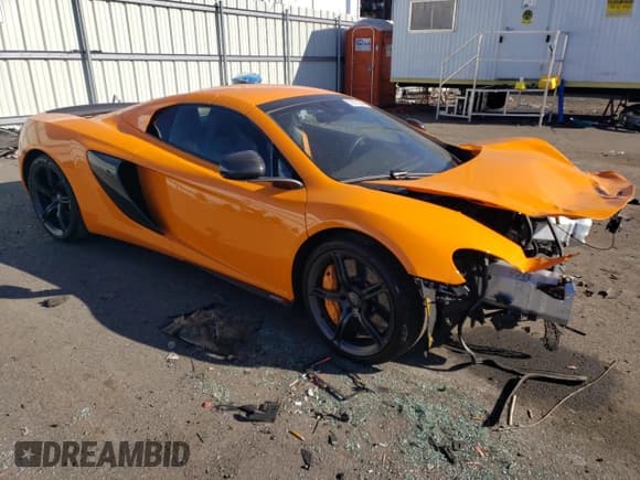 ✅ 2015 McLaren 650S • VIN: SBM11FAA4FW005016 • Lot: 39770864. Wystawiony na Copart z przebiegiem Nie podano. Bezpłatny archiwum sprzedaży aukcyjnych z USA i szczegółowy raport historii pojazdu na DreamBid. Zdjęcie 4.