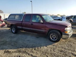 ✅ 2002 Chevrolet Silverado 1500 LS • VIN: 2GCEC19V421187610 • Лот: 83154584. Опубликован ранее на Copart с пробегом 280 574 миль. Бесплатный доступ к архиву аукционных продаж из США и подробный отчёт об истории автомобиля на DreamBid. Изображение 4.