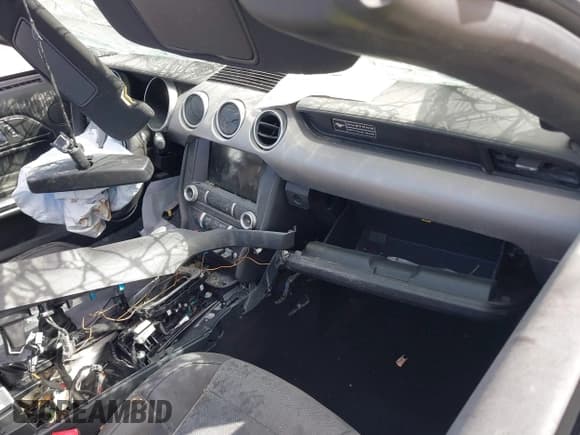 ✅ 2020 Ford Mustang GT Premium • VIN: 1FATP8FF4L5119301 • Lot: 40745931. Listed on IAAI with Not provided. Free auction sales archive from the USA and detailed vehicle history report at DreamBid. Image 5.