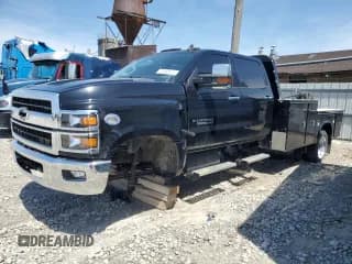 ✅ 2022 Chevrolet Silverado 1500 • VIN: 1HTKJPVM0NH686255 • Lot: 49403575. Wystawiony na Copart z przebiegiem 44 991 mil. Bezpłatny archiwum sprzedaży aukcyjnych z USA i szczegółowy raport historii pojazdu na DreamBid. Zdjęcie 1.