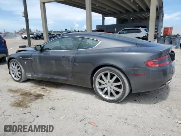 ✅ 2005 Aston Martin DB9 • VIN: SCFAD01A95GA00873 • Lot: 63428354. Wystawiony na Copart z przebiegiem Nie podano. Bezpłatny archiwum sprzedaży aukcyjnych z USA i szczegółowy raport historii pojazdu na DreamBid. Zdjęcie 2.