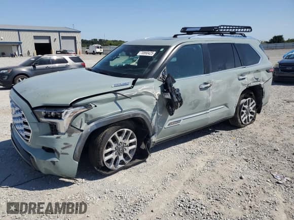 ✅ 2025 Toyota Sequoia TRD Pro • VIN: 7SVAAABA4SX063521 • Lot: 70890425. Listed on Copart with 11,541 mi. Free auction sales archive from the USA and detailed vehicle history report at DreamBid. Image 1.