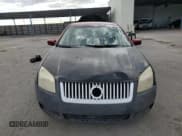 ✅ 2006 Mercury Milan • VIN: 3MEFM07196R624321 • Lot: 72612934. Wystawiony na Copart z przebiegiem 142 340 mil. Bezpłatny archiwum sprzedaży aukcyjnych z USA i szczegółowy raport historii pojazdu na DreamBid. Zdjęcie 5.