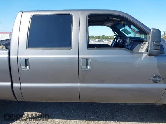 ✅ 2014 Ford F-250 Lariat • VIN: 1FT7W2BT0EEA72004 • Lot: 43486203. Wystawiony na IAAI z przebiegiem Nie podano. Bezpłatny archiwum sprzedaży aukcyjnych z USA i szczegółowy raport historii pojazdu na DreamBid. Zdjęcie 14.