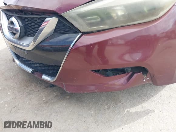 ✅ 2017 Nissan Maxima S • VIN: 1N4AA6AP7HC449112 • Lot: 42024070. Listed on IAAI with 121,988 mi. Free auction sales archive from the USA and detailed vehicle history report at DreamBid. Image 18.