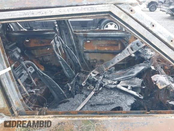 ✅ 2014 Kia Soul • VIN: KNDJN2A22E7055324 • Lot: 41913378. Listed on IAAI with 150,000 mi. Free auction sales archive from the USA and detailed vehicle history report at DreamBid. Image 5.