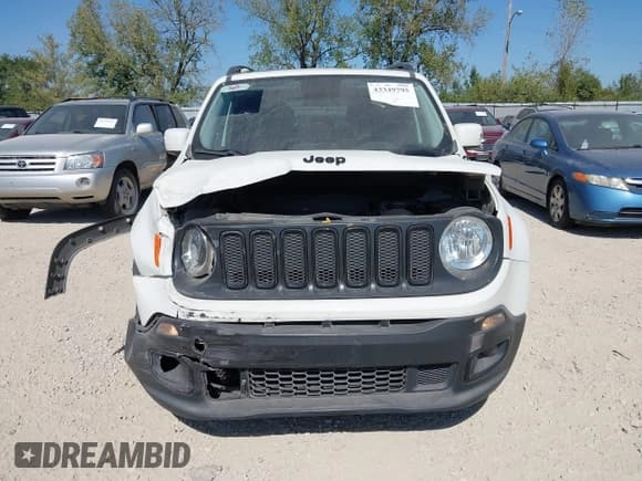✅ 2017 Jeep Renegade Latitude • VIN: ZACCJABB0HPG26653 • Lot: 43349795. Listed on IAAI with 102,901 mi. Free auction sales archive from the USA and detailed vehicle history report at DreamBid. Image 12.