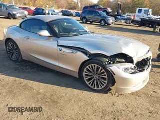 ✅ 2009 BMW Z4 sDrive35i • VIN: WBALM73549E351332 • Lot: 43547846. Listed on IAAI with 73,141 mi. Free auction sales archive from the USA and detailed vehicle history report at DreamBid. Image 1.