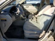 ✅ 2006 Kia Optima LX • VIN: KNAGE123365027151 • Lot: 84445925. Wystawiony na Copart z przebiegiem 113 194 mil. Bezpłatny archiwum sprzedaży aukcyjnych z USA i szczegółowy raport historii pojazdu na DreamBid. Zdjęcie 7.