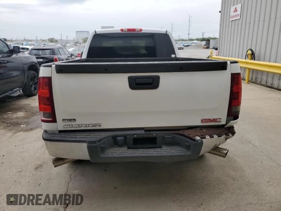 ✅ 2011 GMC Sierra 1500 • VIN: 1GTR1TEA2BZ353281 • Lot: 50753155. Wystawiony na Copart z przebiegiem 231 071 mil. Bezpłatny archiwum sprzedaży aukcyjnych z USA i szczegółowy raport historii pojazdu na DreamBid. Zdjęcie 6.