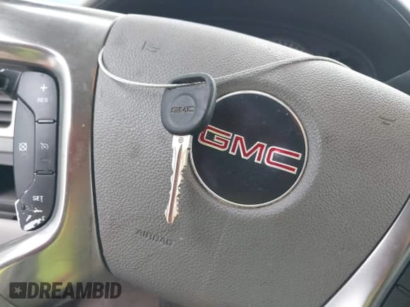 ✅ 2007 GMC Yukon SLE • VIN: 1GKFC13067R270380 • Lot: 42428894. Listed on IAAI with 255,571 mi. Free auction sales archive from the USA and detailed vehicle history report at DreamBid. Image 11.