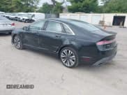 ✅ 2017 Lincoln MKZ Reserve • VIN: 3LN6L5ECXHR633677 • Lot: 43214951. Wystawiony na IAAI z przebiegiem 44 653 mil. Bezpłatny archiwum sprzedaży aukcyjnych z USA i szczegółowy raport historii pojazdu na DreamBid. Zdjęcie 3.
