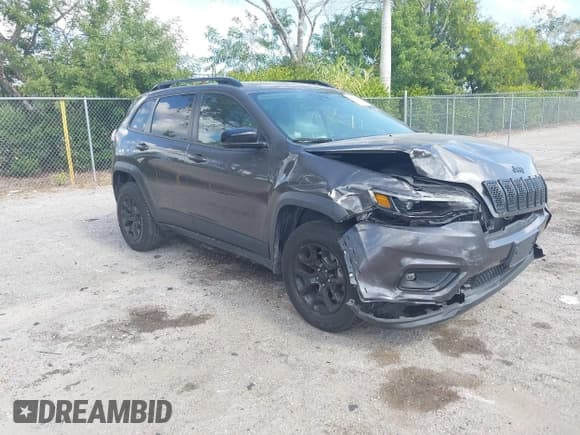 ✅ 2022 Jeep Cherokee X • VIN: 1C4PJMCX7ND556012 • Lot: 43735254. Wystawiony na IAAI z przebiegiem 78 066 mil. Bezpłatny archiwum sprzedaży aukcyjnych z USA i szczegółowy raport historii pojazdu na DreamBid. Zdjęcie 1.
