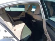 ✅ 2021 Lexus ES 300h • VIN: 58ADA1C13MU009089 • Lot: 42674472. Listed on IAAI with 31,924 mi. Free auction sales archive from the USA and detailed vehicle history report at DreamBid. Image 8.