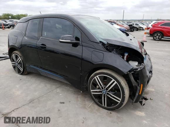 ✅ 2017 BMW i3 • VIN: WBY1Z8C57HV889716 • Lot: 66951452. Listed on Copart with 43,037 mi. Free auction sales archive from the USA and detailed vehicle history report at DreamBid. Image 4.