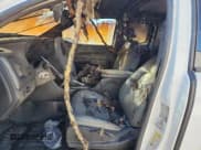 ✅ 2018 Chevrolet Colorado 2WD Work Truck • VIN: 1GCHSBEA3J1150044 • Lot: 86992495. Wystawiony na Copart z przebiegiem Nie podano. Bezpłatny archiwum sprzedaży aukcyjnych z USA i szczegółowy raport historii pojazdu na DreamBid. Zdjęcie 7.