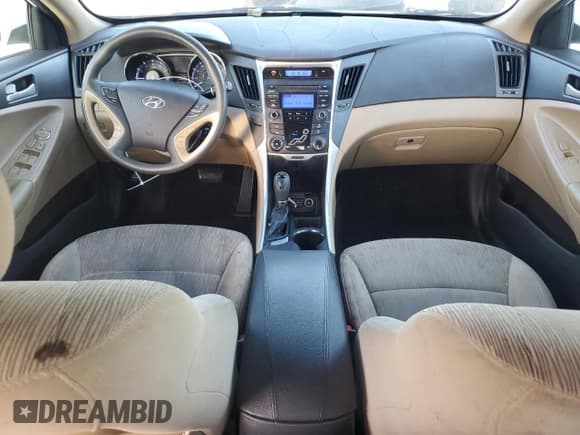 ✅ 2013 Hyundai Sonata GLS • VIN: 5NPEB4AC9DH562570 • Lot: 77090234. Listed on Copart with 106,859 mi. Free auction sales archive from the USA and detailed vehicle history report at DreamBid. Image 8.