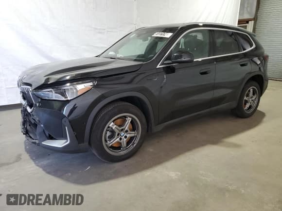 ✅ 2023 BMW X1 xDrive28i • VIN: WBX73EF0XP5X30234 • Лот: 45137174. Опубликован ранее на Copart с пробегом 11 652 миль. Бесплатный доступ к архиву аукционных продаж из США и подробный отчёт об истории автомобиля на DreamBid. Изображение 1.