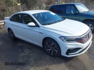 ✅ 2020 Volkswagen Jetta S • VIN: 3VW6T7BUXLM011127 • Лот: 41668226. Опубликован ранее на IAAI с пробегом 39 946 миль. Бесплатный доступ к архиву аукционных продаж из США и подробный отчёт об истории автомобиля на DreamBid. Изображение 1.