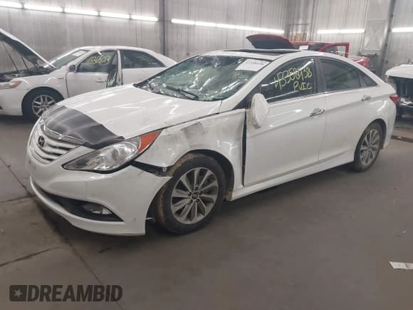 ✅ 2014 Hyundai Sonata Limited • VIN: 5NPEC4AC0EH876820 • Lot: 43358438. Listed on IAAI with 149,817 mi. Free auction sales archive from the USA and detailed vehicle history report at DreamBid. Image 17.