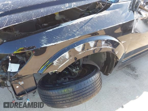 ✅ 2019 Dodge Journey SE • VIN: 3C4PDCBG7KT750662 • Lot: 42985675. Wystawiony na IAAI z przebiegiem Nie podano. Bezpłatny archiwum sprzedaży aukcyjnych z USA i szczegółowy raport historii pojazdu na DreamBid. Zdjęcie 6.