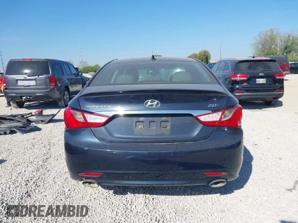 ✅ 2012 Hyundai Sonata SE • VIN: 5NPEC4AB7CH420950 • Lot: 43376599. Listed on IAAI with 165,359 mi. Free auction sales archive from the USA and detailed vehicle history report at DreamBid. Image 13.