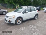 ✅ 2007 Suzuki SX4 • VIN: JS2YB413975108407 • Lot: 42422076. Wystawiony na IAAI z przebiegiem 160 697 mil. Bezpłatny archiwum sprzedaży aukcyjnych z USA i szczegółowy raport historii pojazdu na DreamBid. Zdjęcie 2.