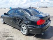 ✅ 2011 BMW 3 Series 328i • VIN: WBAPH7G59BNN03174 • Lot: 43390529. Listed on IAAI with 98,227 mi. Free auction sales archive from the USA and detailed vehicle history report at DreamBid. Image 3.