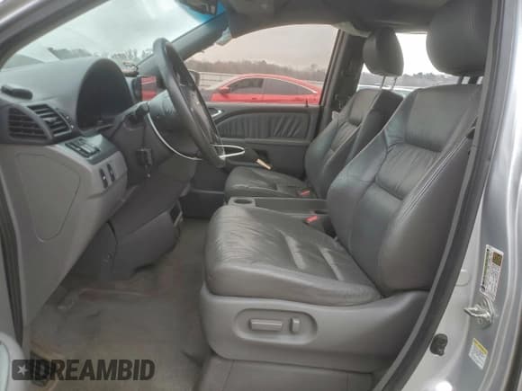 ✅ 2010 Honda Odyssey EX-L • VIN: 5FNRL3H70AB015280 • Lot: 93932085. Listed on Copart with 161,418 mi. Free auction sales archive from the USA and detailed vehicle history report at DreamBid. Image 7.
