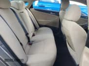 ✅ 2014 Hyundai Sonata GLS • VIN: 5NPEB4AC7EH899210 • Lot: 74763864. Wystawiony na Copart z przebiegiem Nie podano. Bezpłatny archiwum sprzedaży aukcyjnych z USA i szczegółowy raport historii pojazdu na DreamBid. Zdjęcie 10.