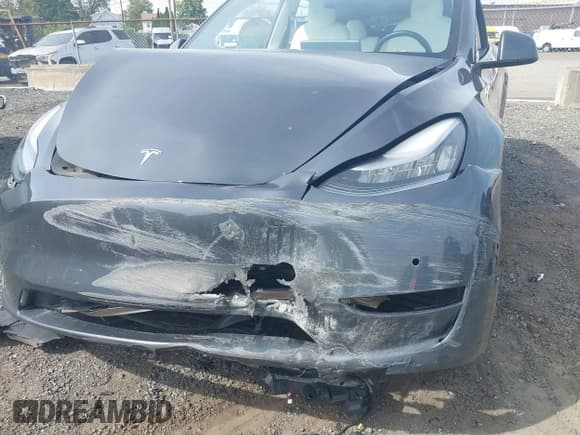 ✅ 2021 Tesla Model Y Long Range • VIN: 5YJYGDEE1MF070303 • Лот: 43330429. Опубликован ранее на IAAI с пробегом Не указан. Бесплатный доступ к архиву аукционных продаж из США и подробный отчёт об истории автомобиля на DreamBid. Изображение 6.